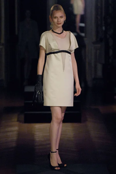 Look 7
